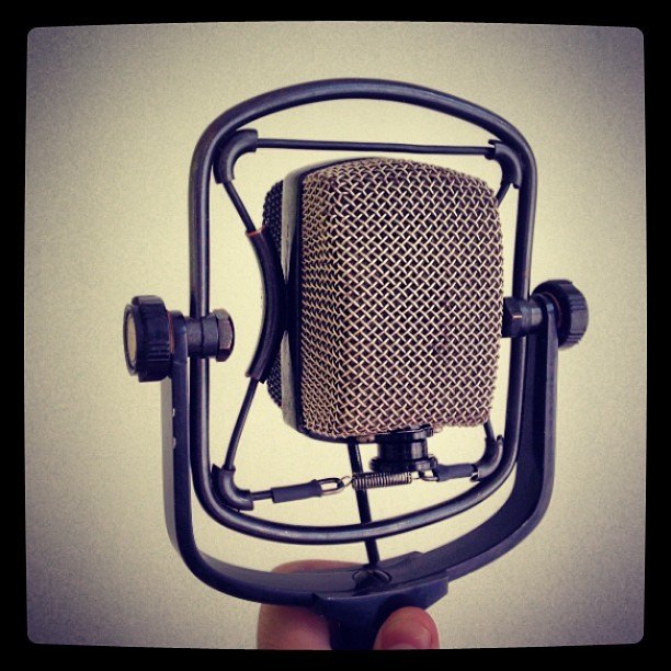 AKG D25, 12 maart 2014