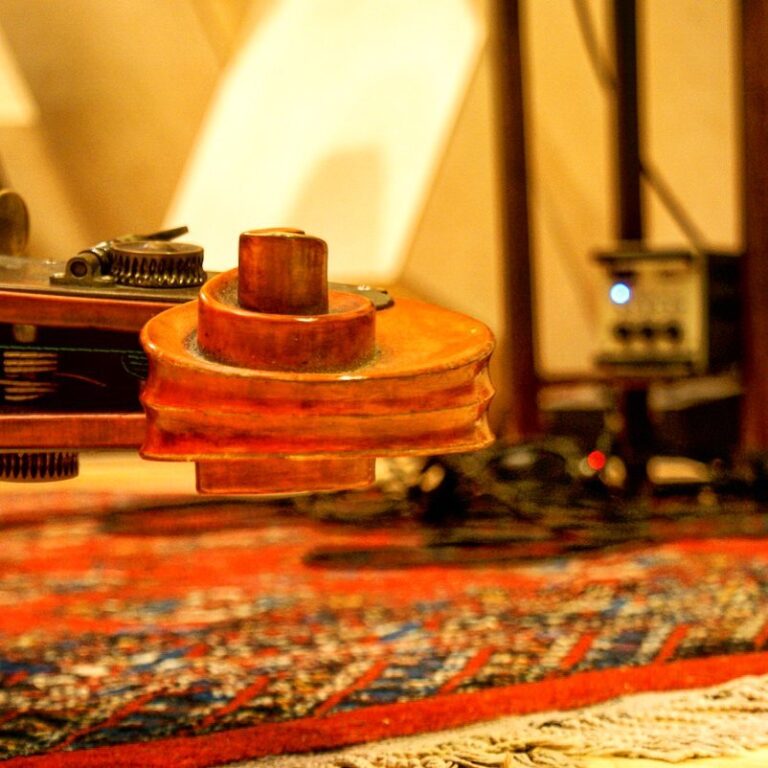 Tim Finoulst Trio live, 2 april 2016