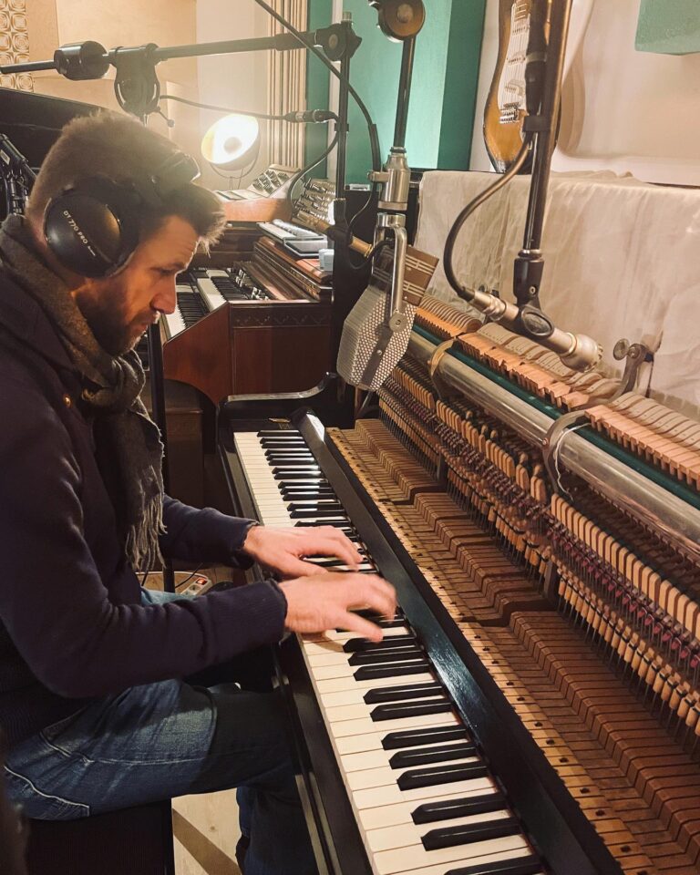 Mike Roelofs op Rhodes, Wurlitzer en piano, 28 november 2021
