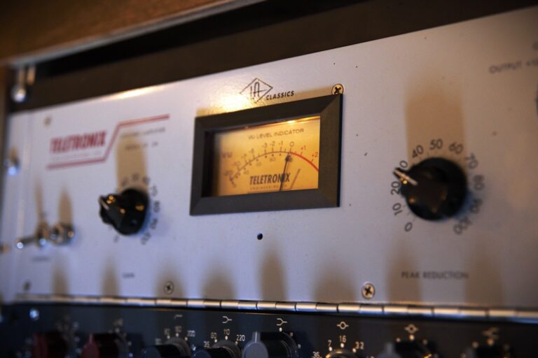 Universal Audio LA-2A, 16 september 2024