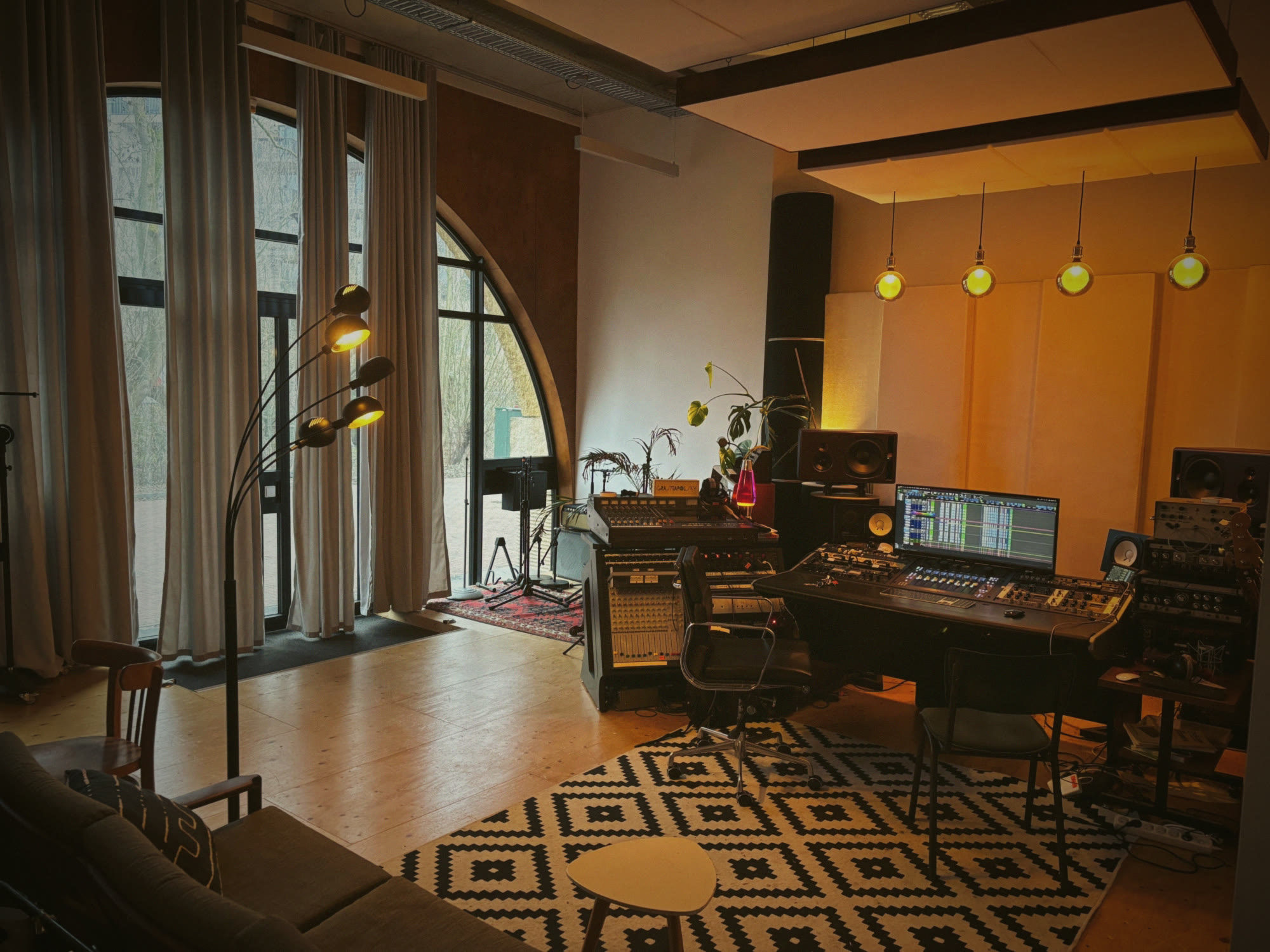 Utrecht at Moon Music Studios
